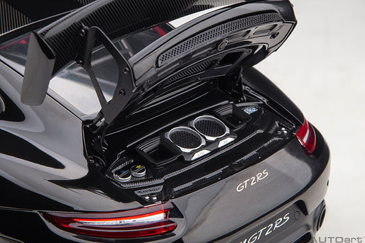 Porsche 911 GT2 RS Weissach Package