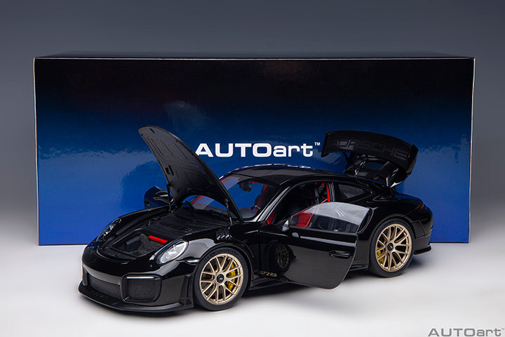 Porsche 911 GT2 RS Weissach Package