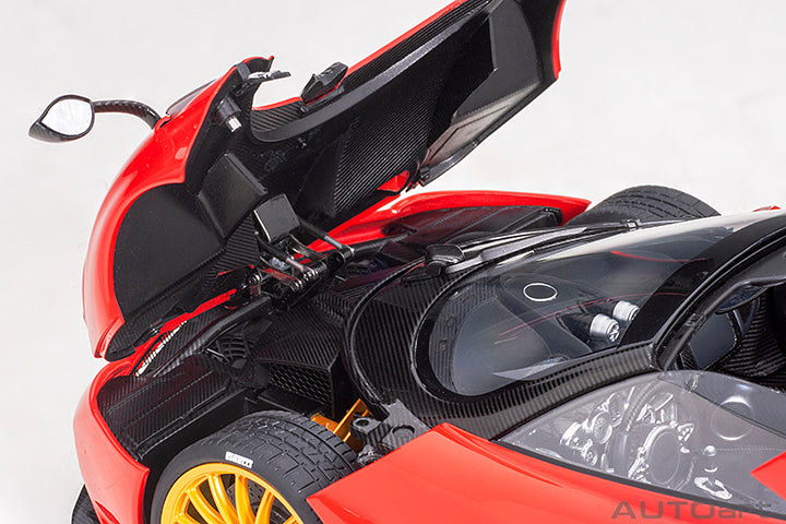 Pagani Huayra Roadster