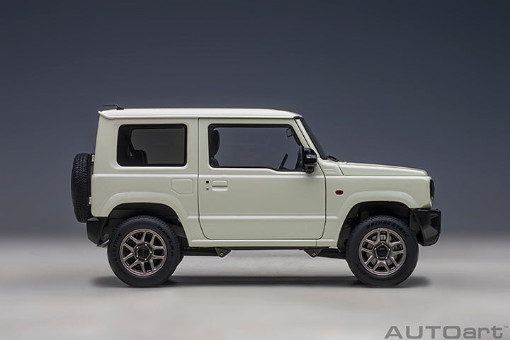 Suzuki Jimny JB64 Pure White Pearl