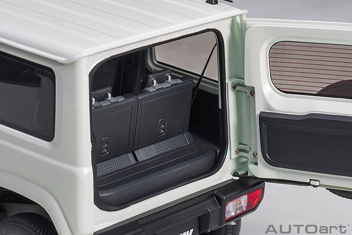 Suzuki Jimny JB64 Pure White Pearl