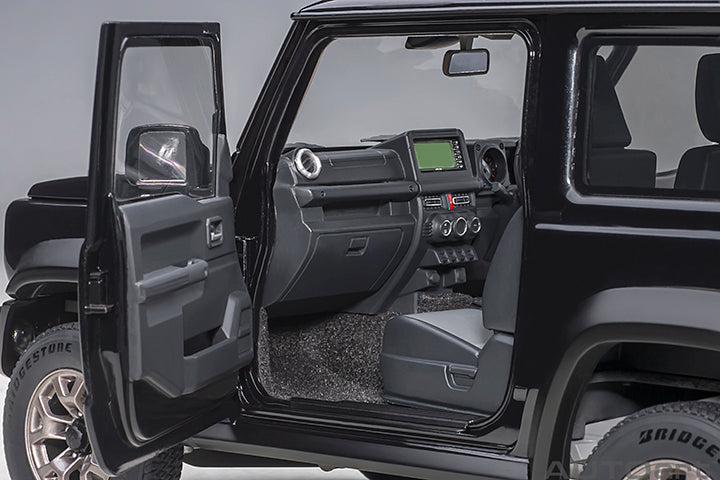 Suzuki Jimny Sierra JB74 Bluish Black Pearl