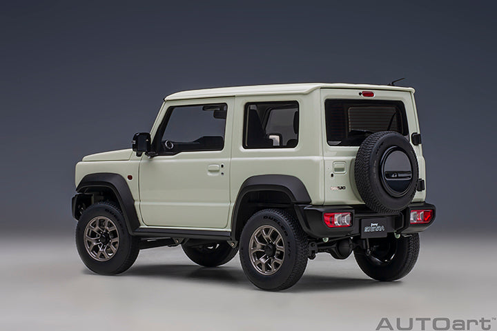 Suzuki Jimny Sierra JB74 Pure White Pearl