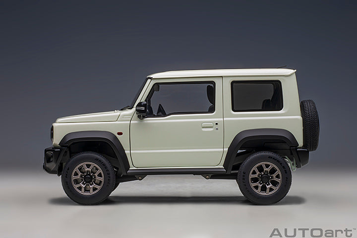 Suzuki Jimny Sierra JB74 Pure White Pearl