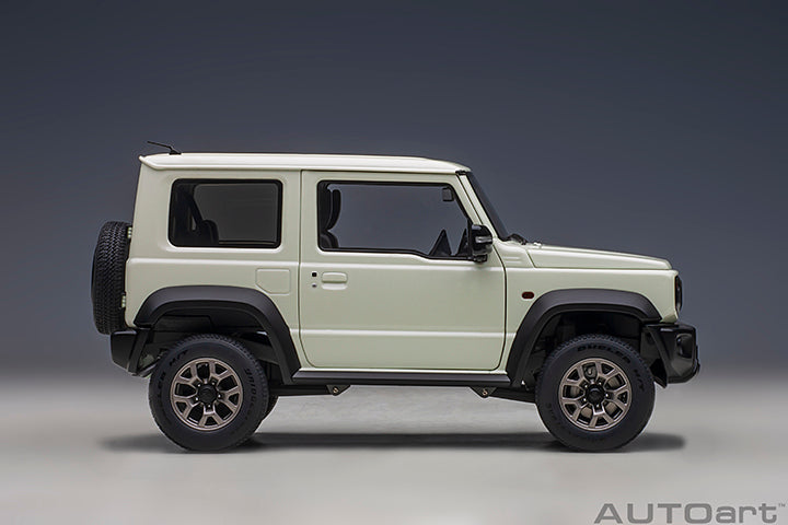 Suzuki Jimny Sierra JB74 Pure White Pearl