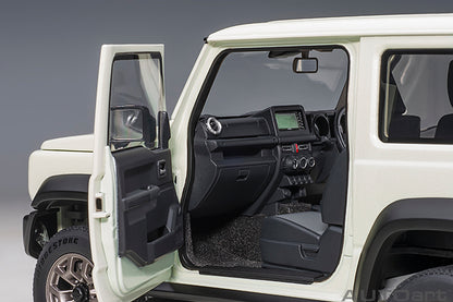 Suzuki Jimny Sierra JB74 Pure White Pearl