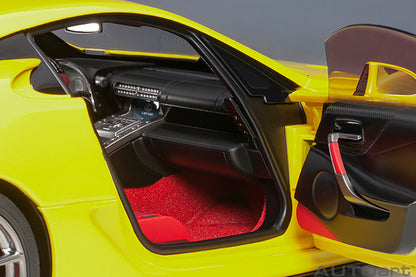Lexus LFA Pearl Yellow