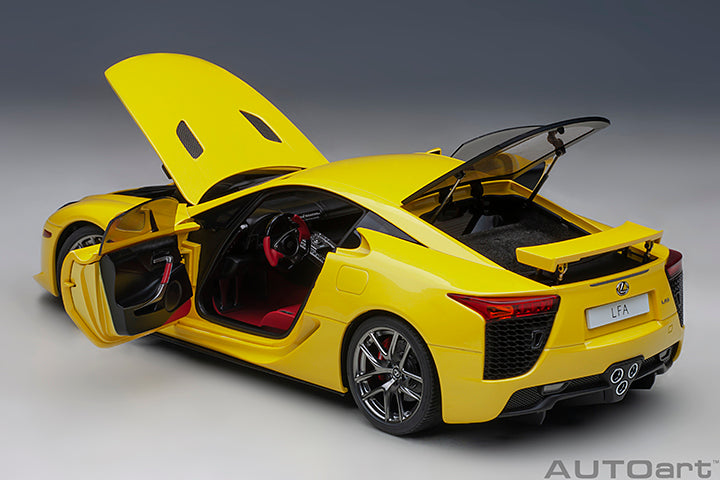 Lexus LFA Pearl Yellow