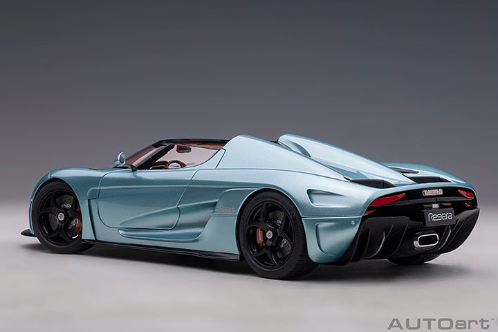 Koenigsegg Regera Horizon Blue