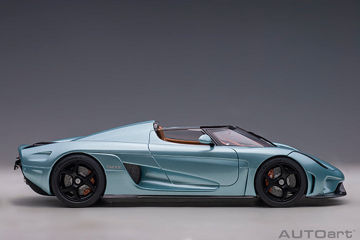 Koenigsegg Regera Horizon Blue