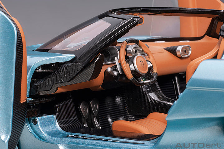 Koenigsegg Regera Horizon Blue