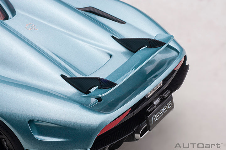 Koenigsegg Regera Horizon Blue