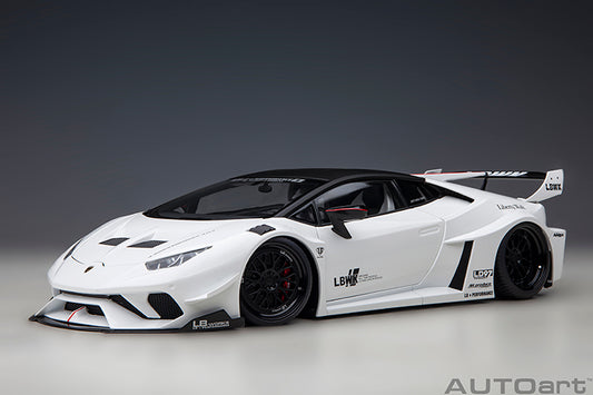 Liberty Walk LB Huracán GT White Silhouette Works
