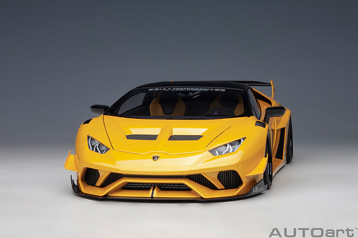 Liberty Walk LB Huracán GT Metallic Yellow
