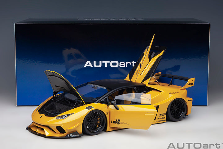 Liberty Walk LB Huracán GT Metallic Yellow