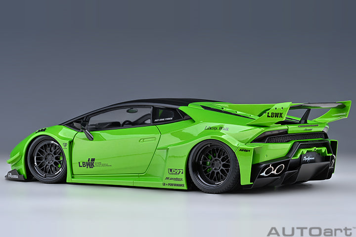 Liberty Walk LB Huracán GT Pearl Green