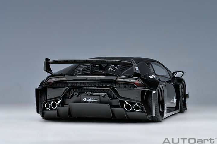 Liberty Walk LB Huracán GT Black Silhouette Works