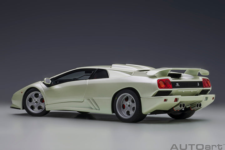 Lamborghini Diablo SE30 JOTA 1995 Balloon White