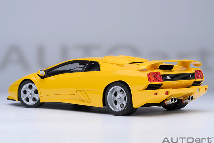 Lamborghini Diablo SE30 Jota Superfly Yellow
