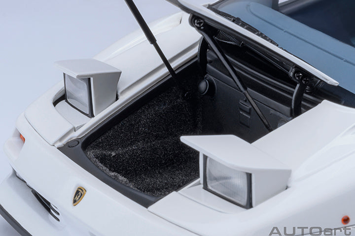 Lamborghini Diablo SE30 Jota Impact White