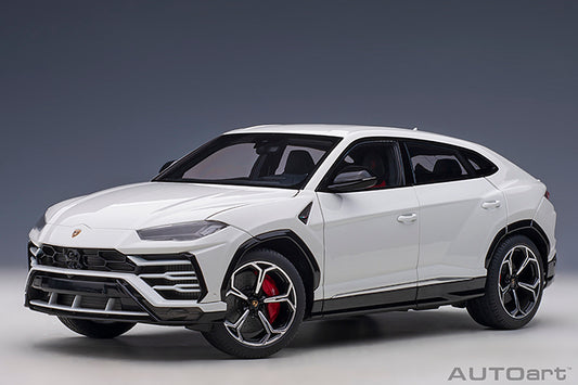 Lamborghini Urus Bianco Icarus