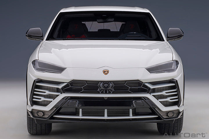 Lamborghini Urus Bianco Icarus