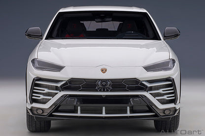 Lamborghini Urus Bianco Icarus