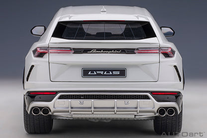 Lamborghini Urus Bianco Icarus