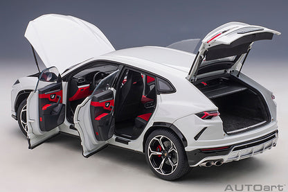 Lamborghini Urus Bianco Icarus