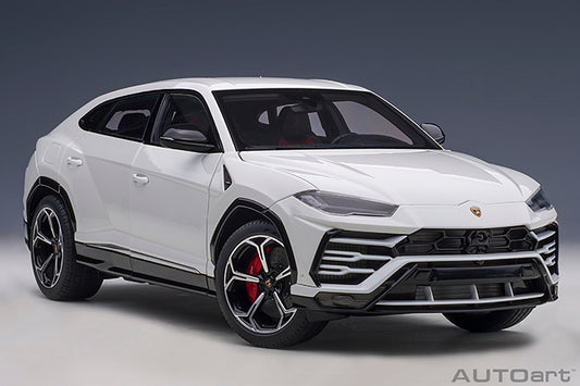 Lamborghini Urus Bianco Icarus