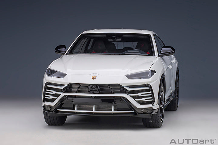 Lamborghini Urus Bianco Icarus