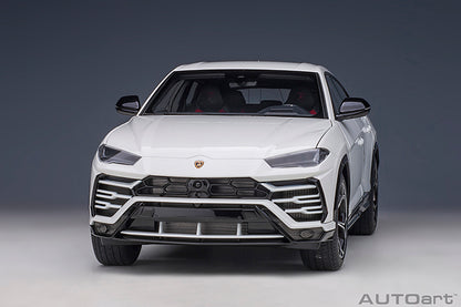 Lamborghini Urus Bianco Icarus