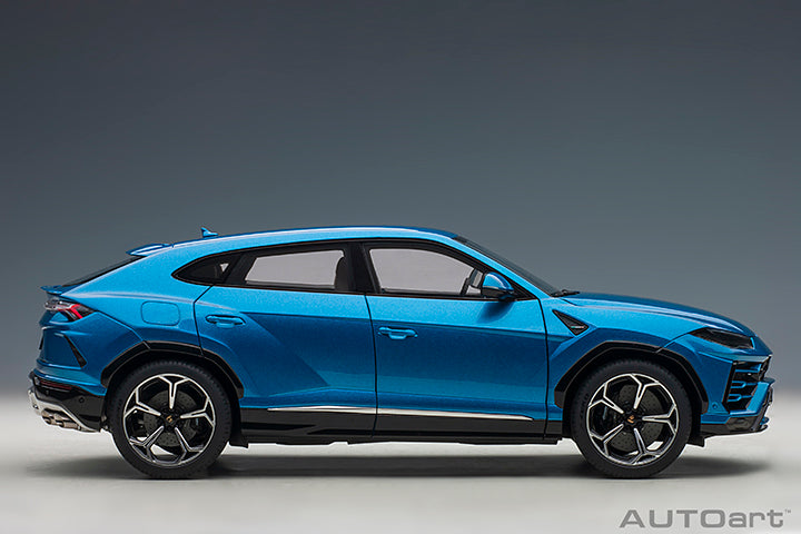 Lamborghini Urus Blue Eleos