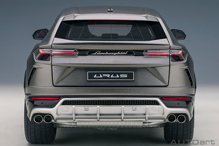 Lamborghini Urus Grigio Titans