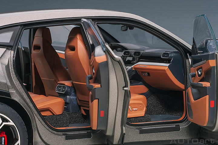 Lamborghini Urus Grigio Titans