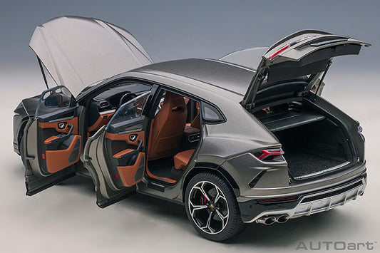 Lamborghini Urus Grigio Titans