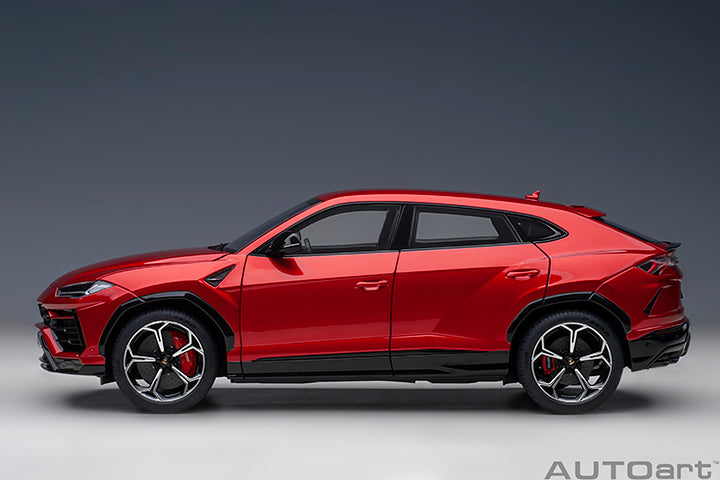 Lamborghini Urus Rosso Efesto