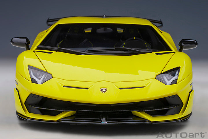 Lamborghini Aventador SVJ Giallo Tenerife