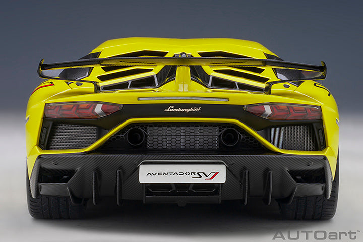 Lamborghini Aventador SVJ Giallo Tenerife