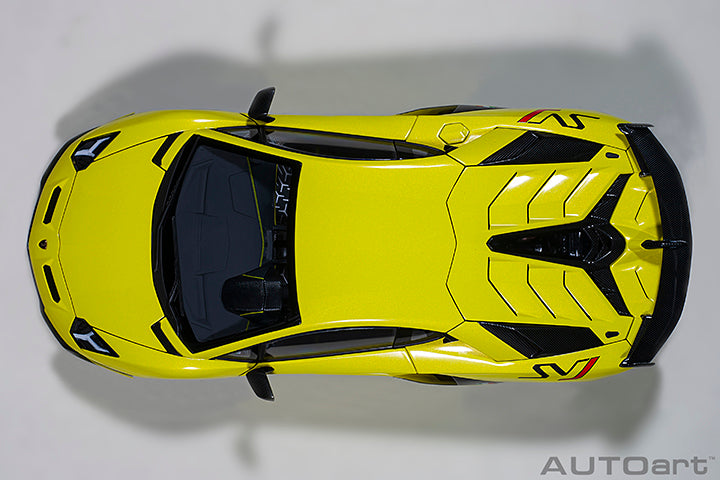 Lamborghini Aventador SVJ Giallo Tenerife