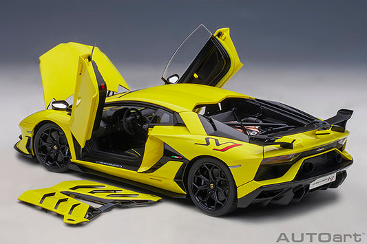 Lamborghini Aventador SVJ Giallo Tenerife