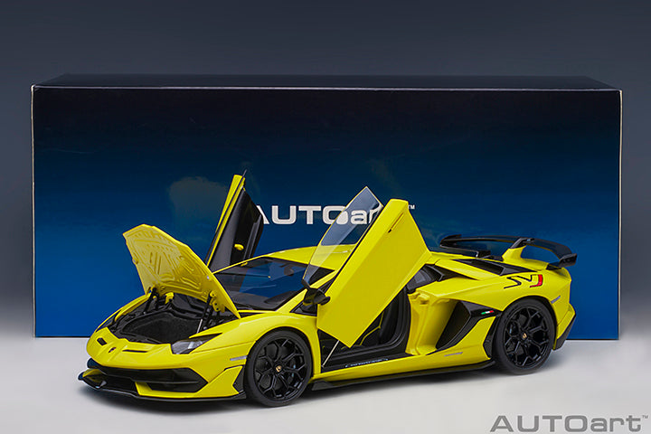 Lamborghini Aventador SVJ Giallo Tenerife