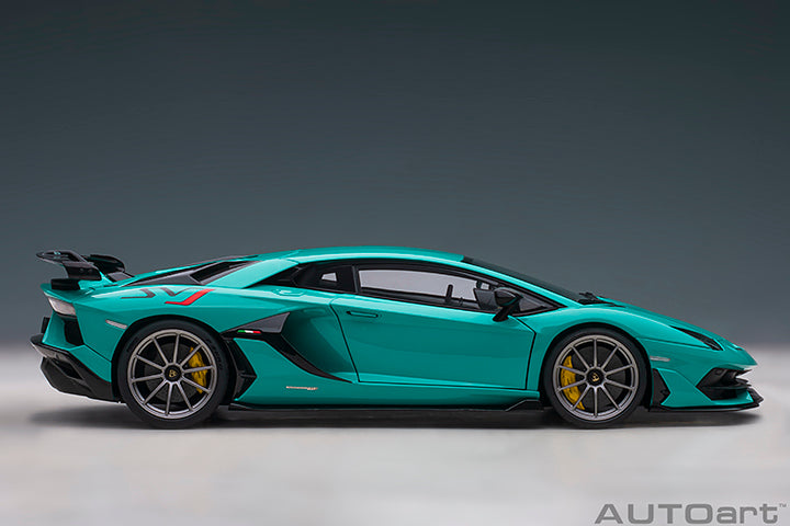 Lamborghini Aventador SVJ