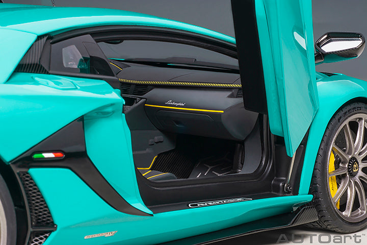 Lamborghini Aventador SVJ