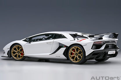 Lamborghini Aventador SVJ Bianco Asopo