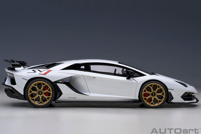 Lamborghini Aventador SVJ Bianco Asopo