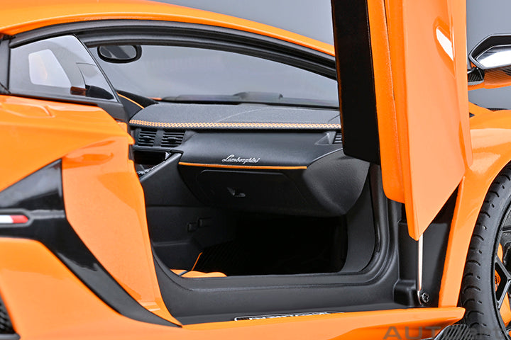 Lamborghini Aventador SVJ Arancio Atlas Pearl Orange