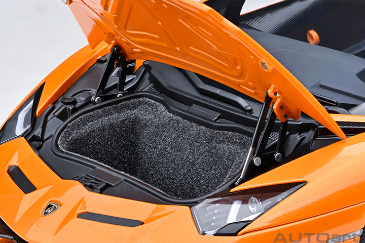 Lamborghini Aventador SVJ Arancio Atlas Pearl Orange