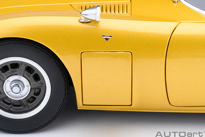Toyota 2000GT 1967 Gold