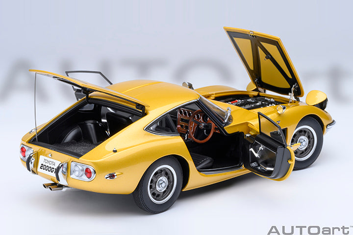 Toyota 2000GT 1967 Gold